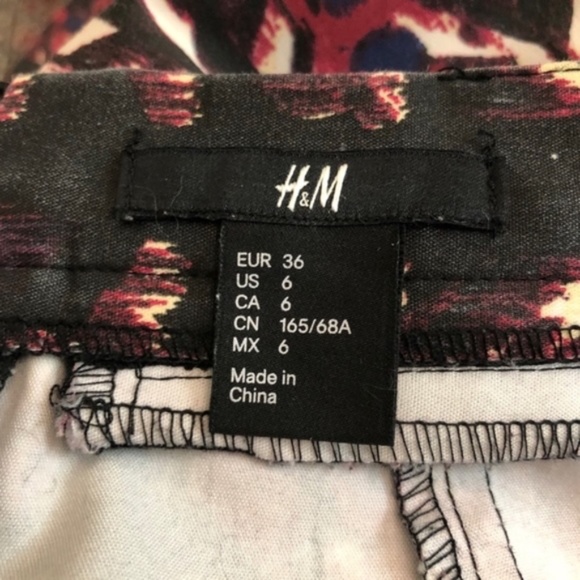 💎 H&M Hot Festive Ethnic paint pattern mini skirt - Picture 5 of 8